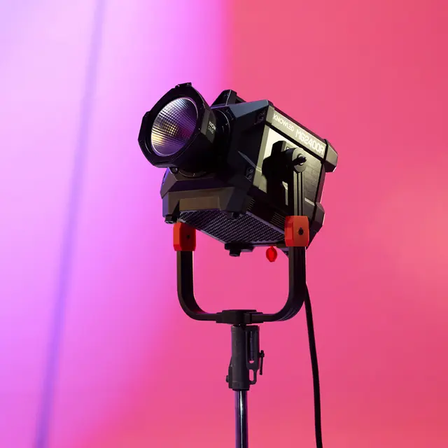 Godox KNOWLED MG2400 K2 RGB 2400W RGB m/Flight Case 