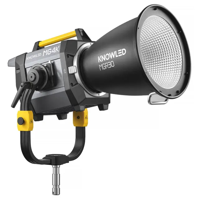 Godox KNOWLED MG4K Bi-Color LED Med Flight Case 