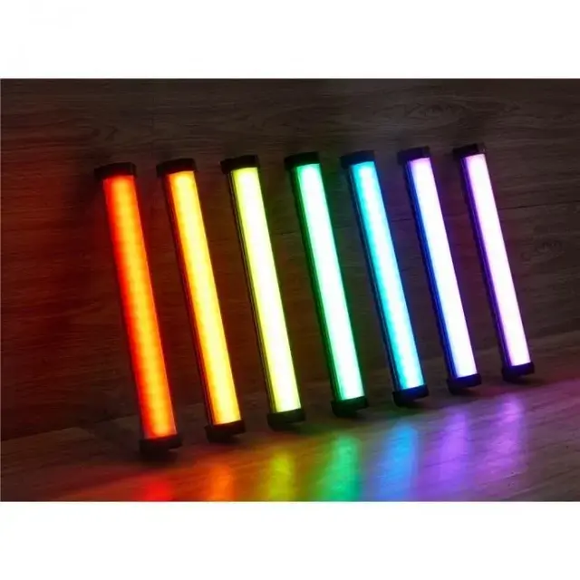 Godox LED Tube Light TL30 Kit 4 stk 4stk LED tubelys i pakke. 
