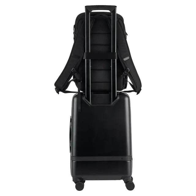 Gomatic Peter McKinnon Luma Ryggsekk 18L Stilfull liten fotoryggsekk. Farge Black 