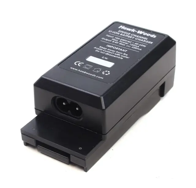 Hawk-Woods NP-F lader og batteri KIT L-Serie reiselader og NP-F 790 6800mAh 