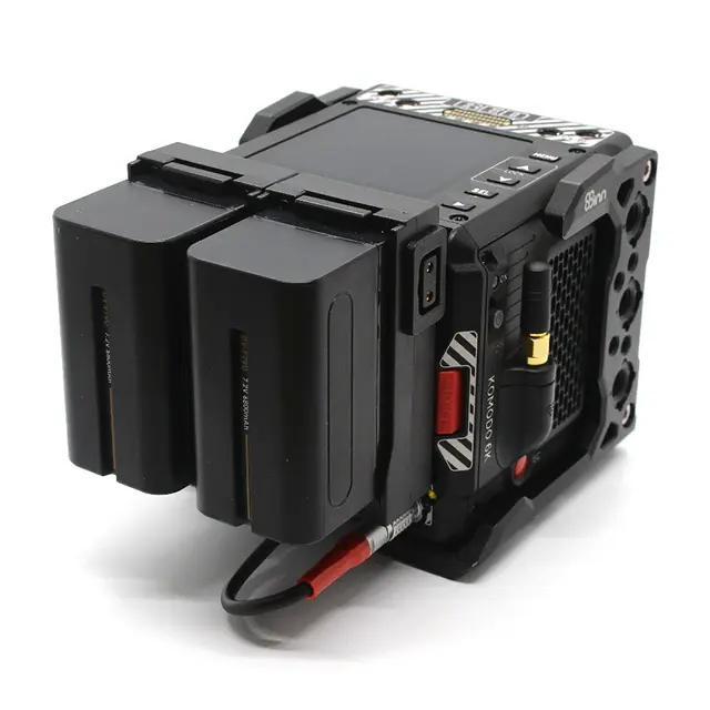 Hawk-Woods RED Komodo dual NP-F mount NP-F batterifeste på Komodo 