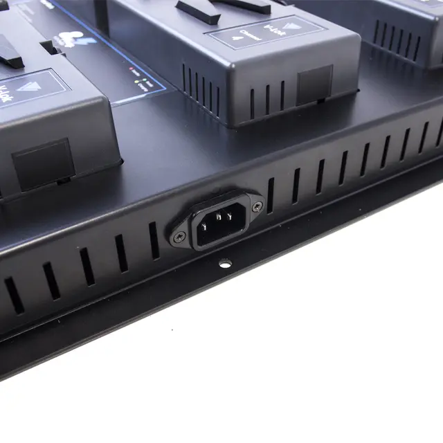 Hawk-Woods 8-Channel V-Lok Lader 8x V-Mount Batterier 