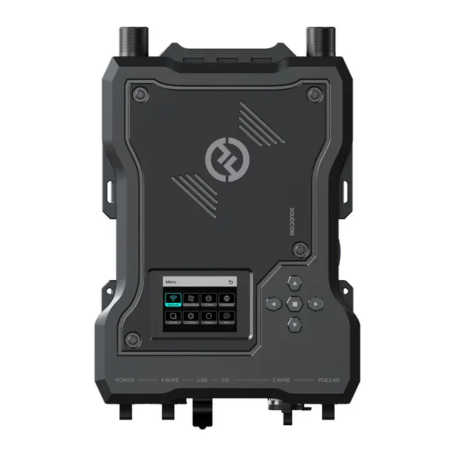 Hollyland Solidcom M1 med 4 belt packs 4x trådløs Intercom-system 
