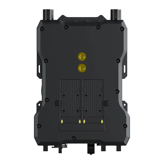 Hollyland Solidcom M1 med 4 belt packs 4x trådløs Intercom-system 