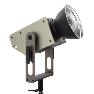 Kelvin Epos 300 3-lys Travel Kit RGBACL LED COB Studio Light V-Mount