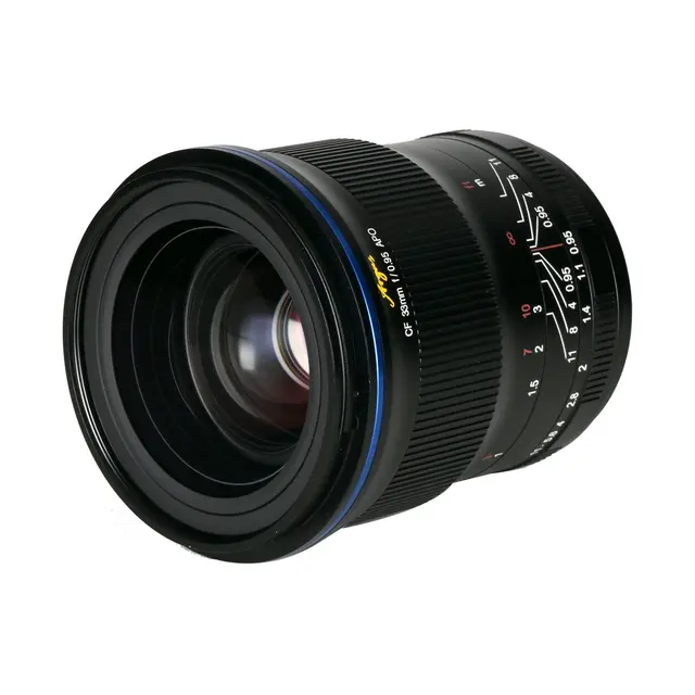 Laowa Argus 33mm f/0.95 CF APO For Canon RF APS-C format 