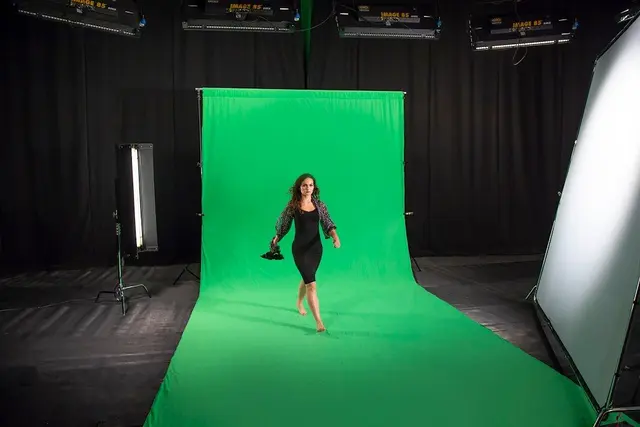 Lastolite | Manfrotto Chromakey Curtain 3 x 7m Green