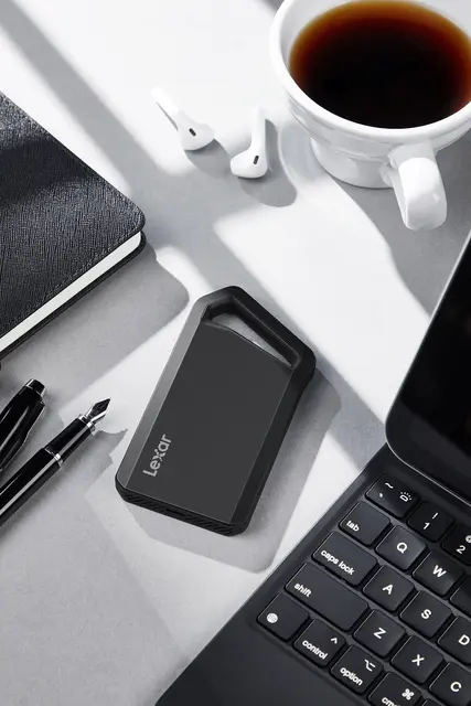 Lexar SL600 Portable SSD 4TB 4TB. USB 3.2 (2x2). Opp til R2000/W2000 