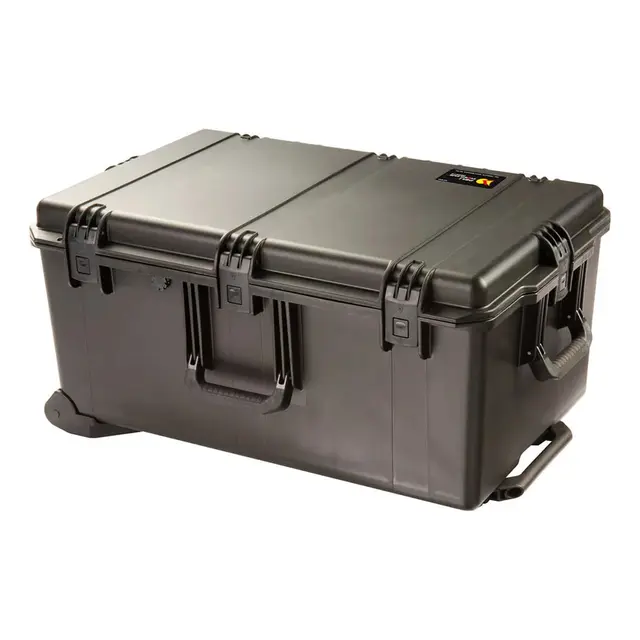 Litepanels Traveler Case Astra IP Half 1x1 Duo w/Cut Foam 