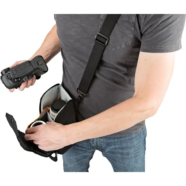 Lowepro Protactic Lens Exchange 200 AW Objektivveske med doble lommer 