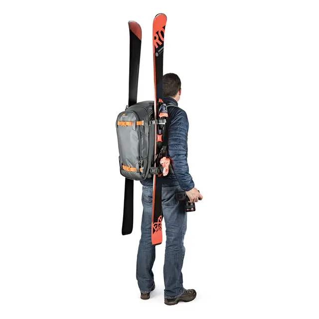 Lowepro Whistler BP 450 AW II GL Fotoryggsekk  31x24x58 cm 