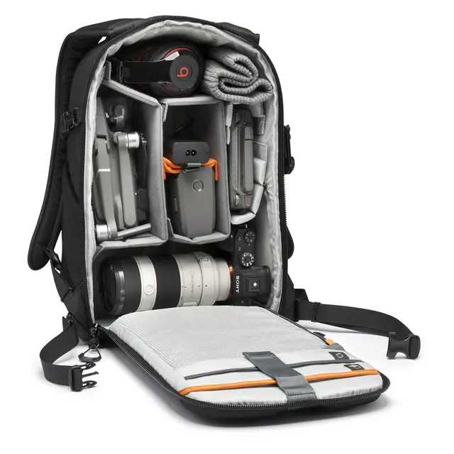 Lowepro Flipside BP 300 AW III Sort 17L. Kompakt fotoryggsekk m/rask tilgang 