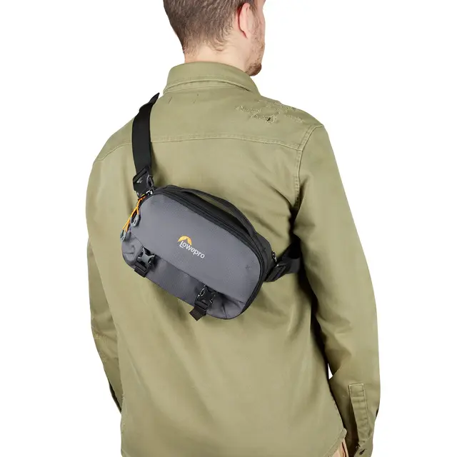 Lowepro Sling Pack Trekker Lite HP 100 Grå. Kompakt skulder/hofte veske 