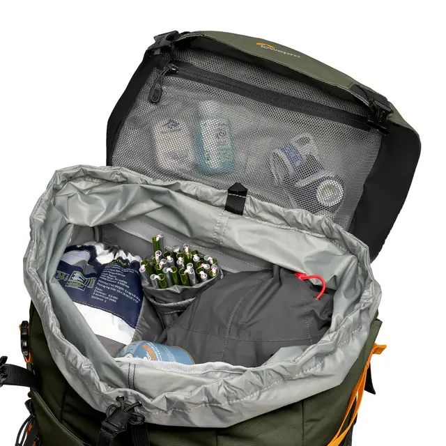 Lowepro PhotoSport PRO 70L AW IV S-M Tursekk med kamerainsert. Medium rygg 