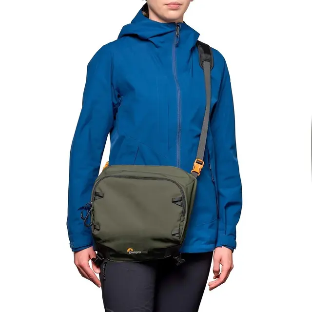 Lowepro PhotoSport PRO 70L AW IV M-L Tursekk med kamerainsert. Lang rygg 