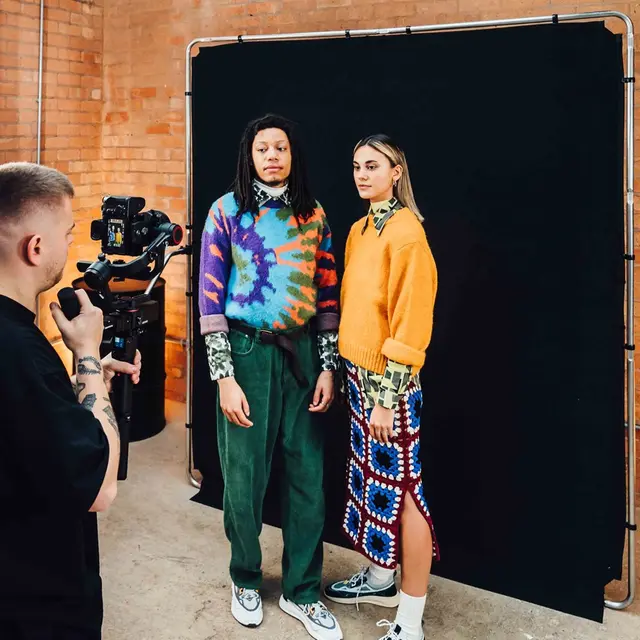 Manfrotto EzyFrame Black Background KIT Sammenleggbar bakgrunn 2x2,3m Black/Sort 