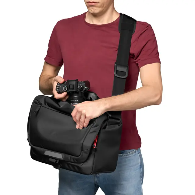 Manfrotto Advanced III Messenger M Skulderbag 14" LapTop 