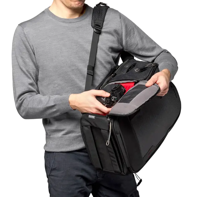 Manfrotto Pro Light Frontloader M Kamerasekk 24,5 L. Sort 