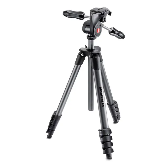 Brukt Manfrotto Compact Advanced Stativ Fotostativ med 3-veis panoramahode 