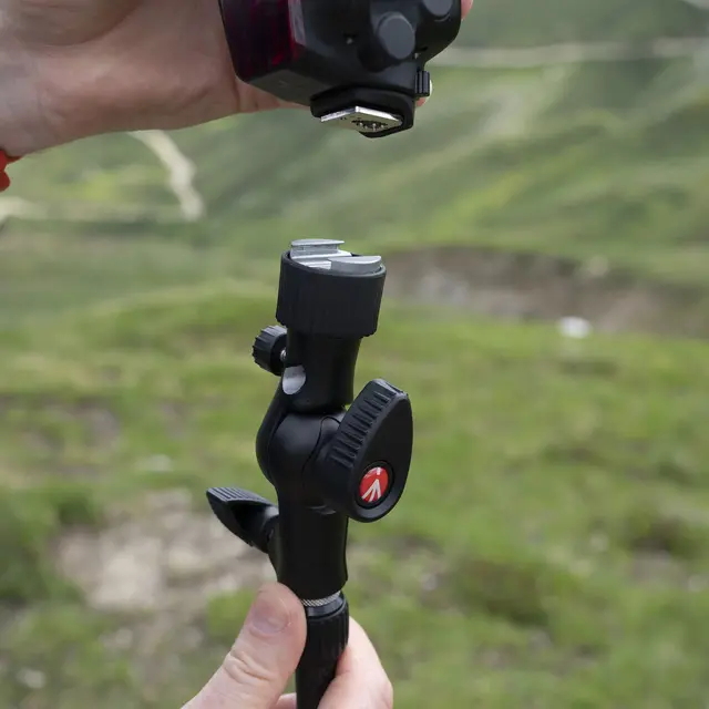 Manfrotto Snap Tilthode MLH1HS-2 Leddet stativhode for blits og paraply 