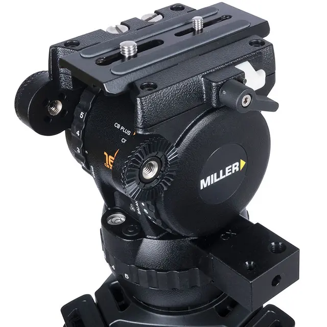 Miller CX8 SprinterII Carbon 2 Stage Video Stativ 75mm med Midt Spredder 