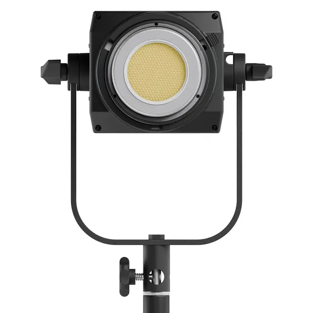 Nanlite FS-300C LED RGBW Spot Light 2700-7500K. LED lampe, strømdrevet, 350W 