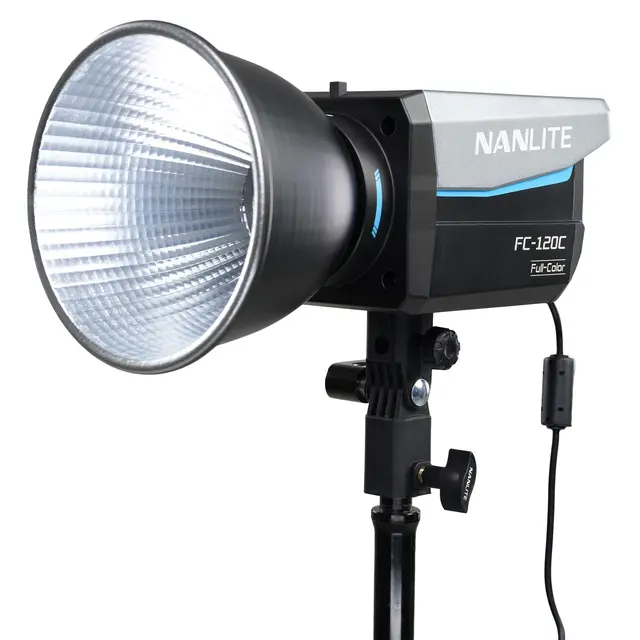 Nanlite FC-120C LED Full Color Spot Ligh 2700-7500K. COB LED lys FM Mount 