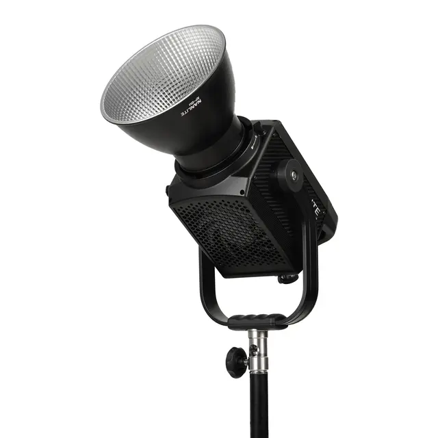 Nanlite Forza 500 II Daylight LED Spot 5600K. DMX/RDM. Bluetooth 