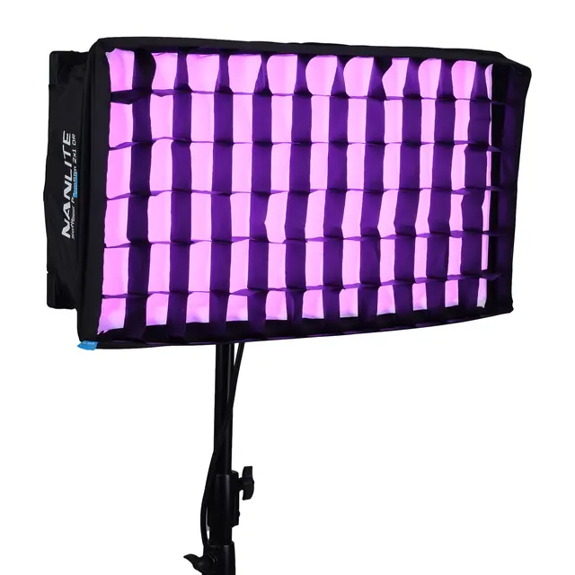 Nanlite PavoSlim 120C RGBWW LED Panel 150W. 2700-7500K tr. 60x30 cm 