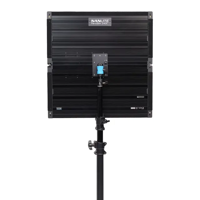 Nanlite PavoSlim 240C RGBWW LED Panel Størrelse 60x60 cm 