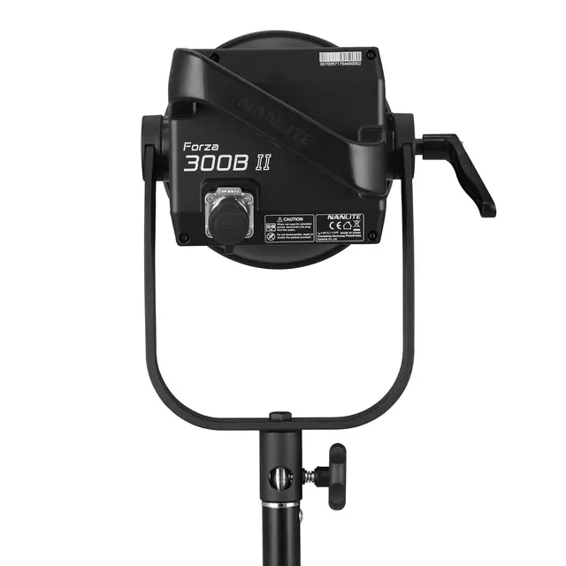 Nanlite Forza 300B II + FL20G Kit Lys, fresnel og trillekoffert 