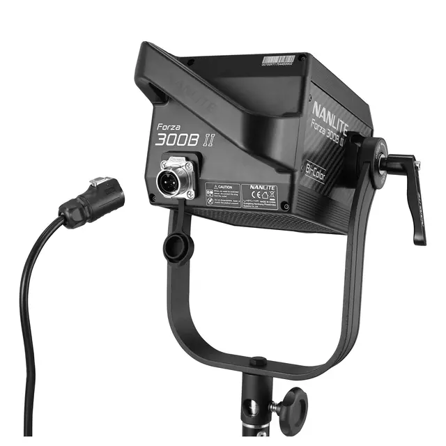 Nanlite Forza 300B II + FL20G Kit Lys, fresnel og trillekoffert 