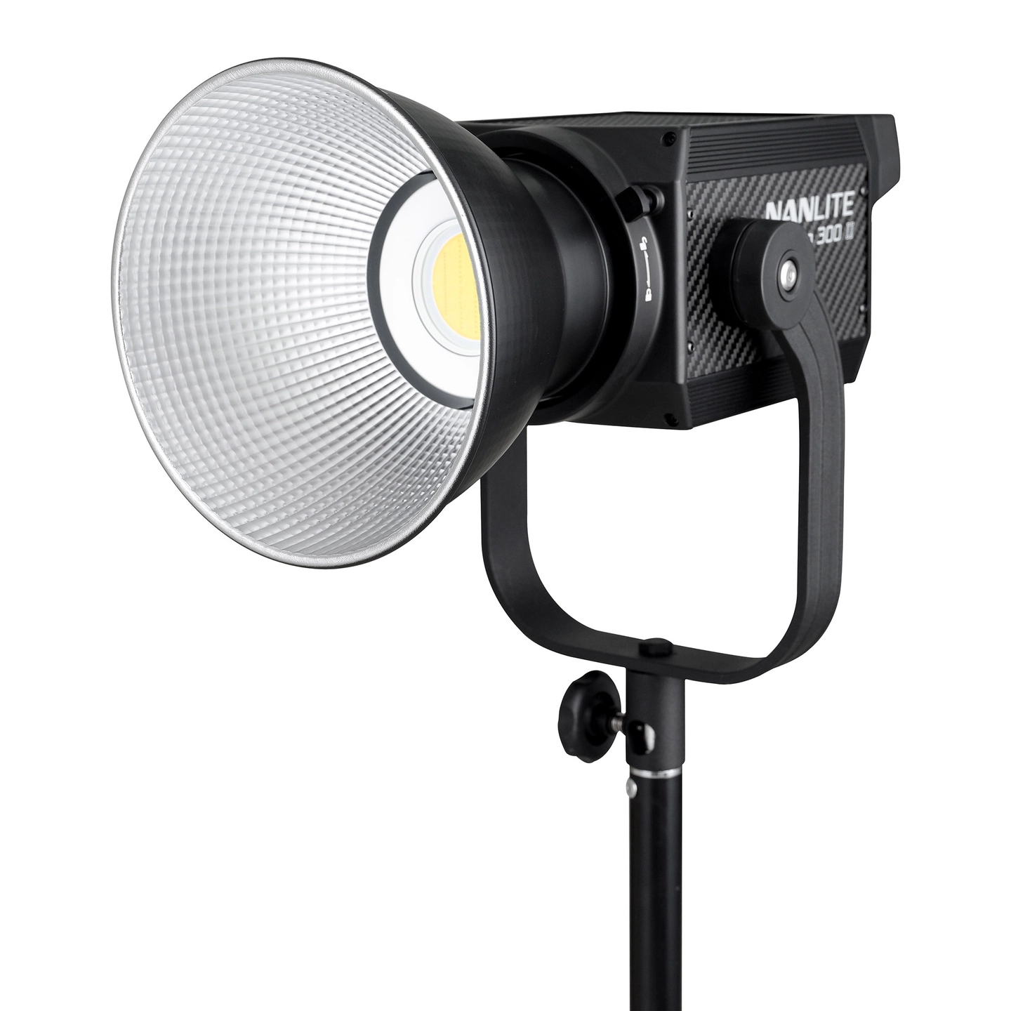 Nanlite Forza 300 II Daylight LED Spot 5600K. DMX, Bluetooth Bowens Mount