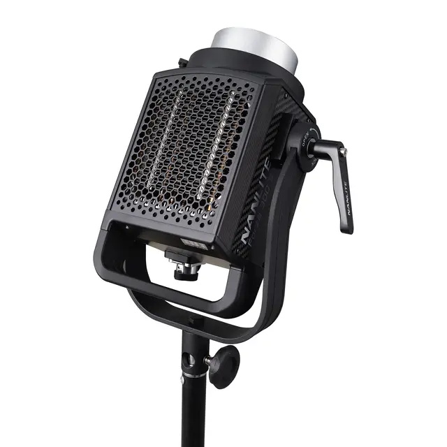 Nanlite Forza 300 II Daylight LED Spot 5600K. DMX, Bluetooth 