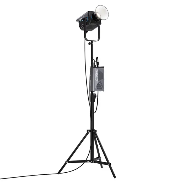 Nanlite FC-720C LED RGBW Spot Light 2400-12 000K. DMX/RDM. 750W 