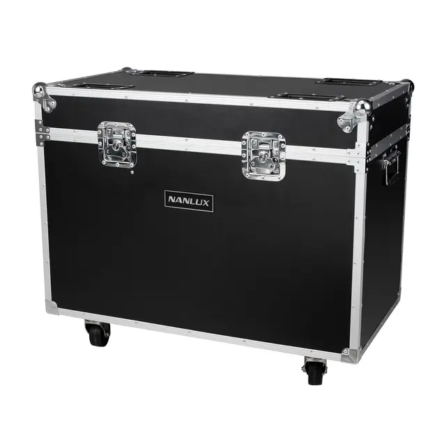Nanlux Evoke 1200 og FL35 Flightcase Kasse for lampe og fresnell 