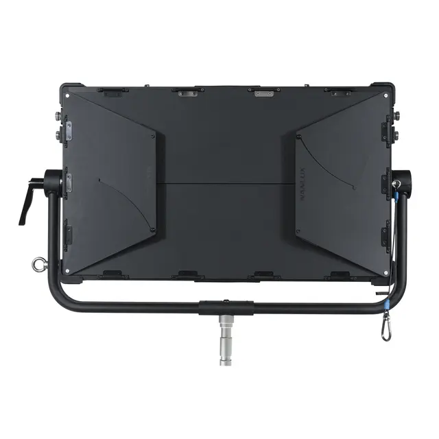 Nanlux Dyno 650C LED Soft Panel 650W LED Lampe 2700K-20000K RGBW 