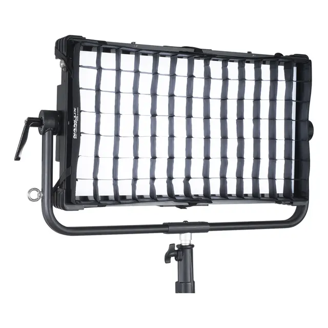 Nanlux Dyno 650C Eggcrate 670 x 385 x 55 mm Eggcrate For Dyno 650C 
