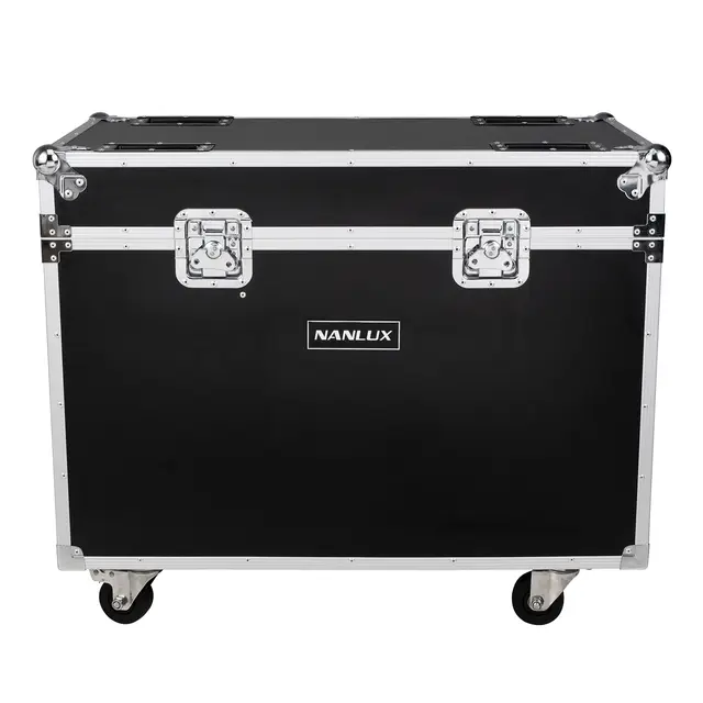 Nanlux Evoke 1200B Spot Light Kit Med FL-35YK Fresnel Lens og Flight Case 