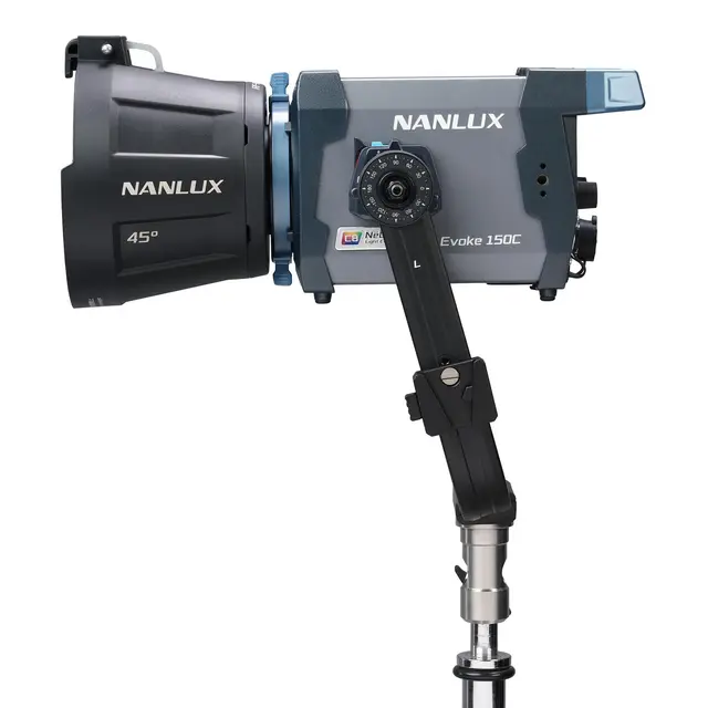 Nanlux Evoke 150C Full-Color Spot Light 150W. 1000-20 000K 