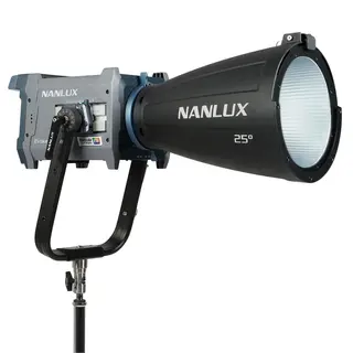 Nanlux Evoke 600C Full-Color Spot Light 600W. 1000-20 000K