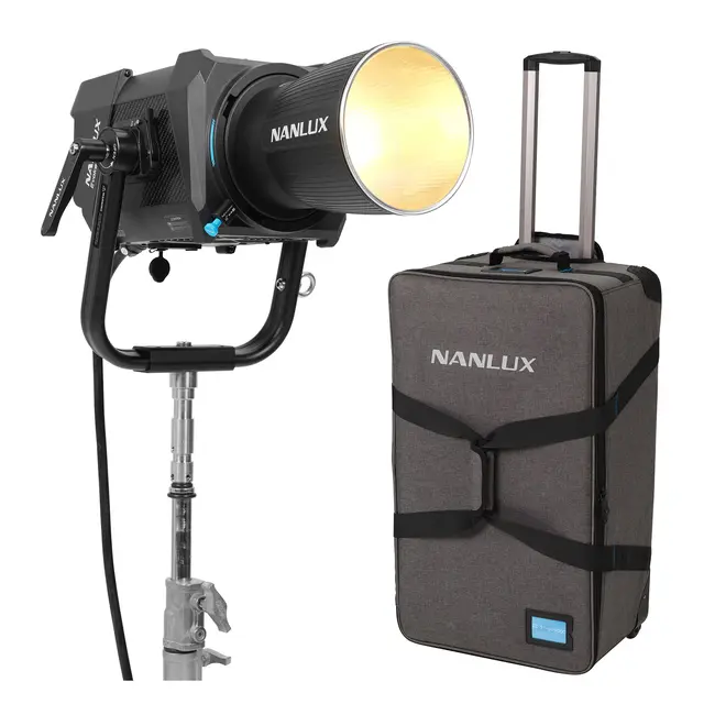 Nanlux Evoke 900C Spot Light Med Trillekoffert 