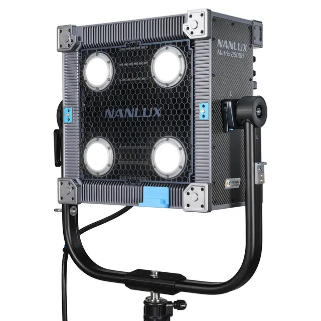 Nanlux Evoke Matrix 2500B Bi-color Multi-Source Spot Light Kit. Flight Case 