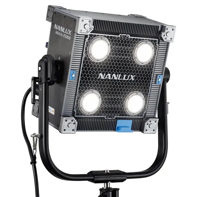 Nanlux Evoke Matrix 2500B Bi-color Multi-Source Spot Light Kit. Flight Case 