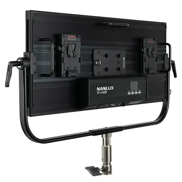 Nanlux TK 140B Bi-color Soft Panel 140W Naturally soft bi-color LED-panel. 