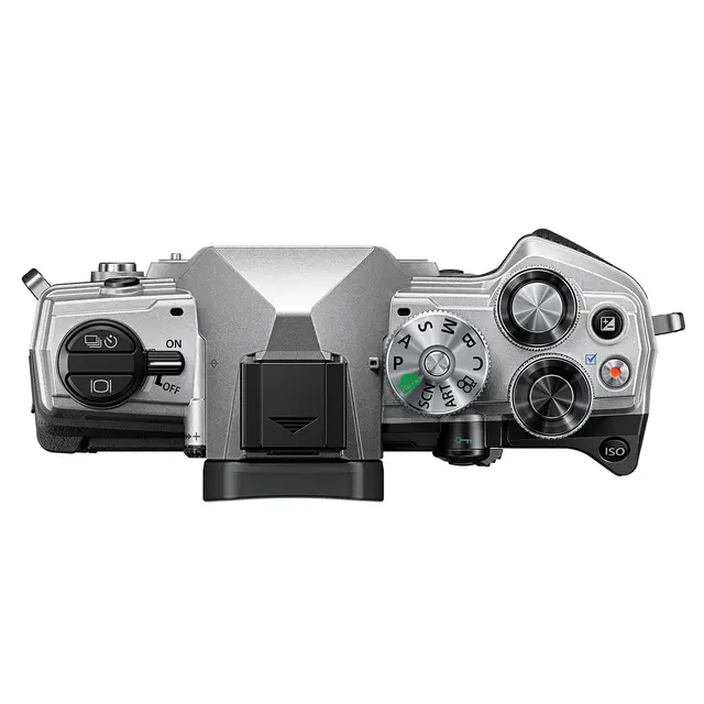 OM SYSTEM OM-5 m/14-150mm f/4-5.6 II Sølv 