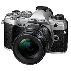 OM SYSTEM OM-5 m/12-45mm f/4.0 PRO Sølv