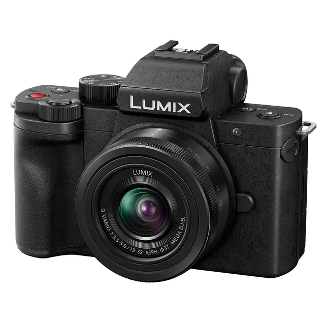 Panasonic Lumix G100D + 12-32mm 