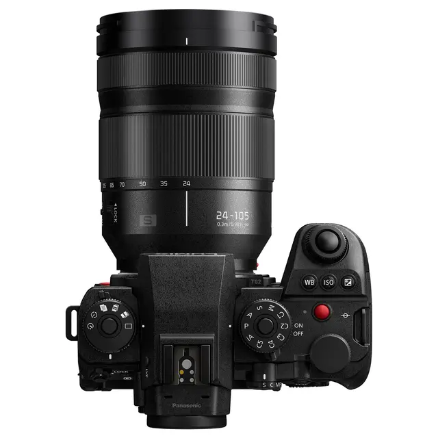 Panasonic Lumix S1IIE Kit Med S 24-105mm f/4 Macro O.I.S. 
